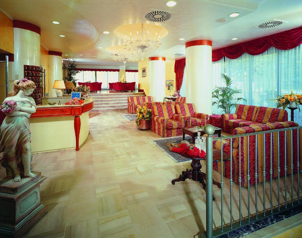 Hotel Metropolitan ベラーリア・イジェア・マリーナ エクステリア 写真